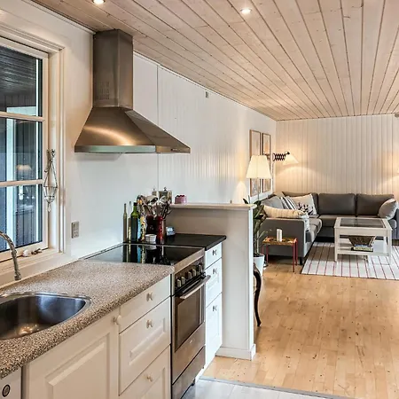 Casa vacanze 3 Bedroom Beautiful In Gilleleje
